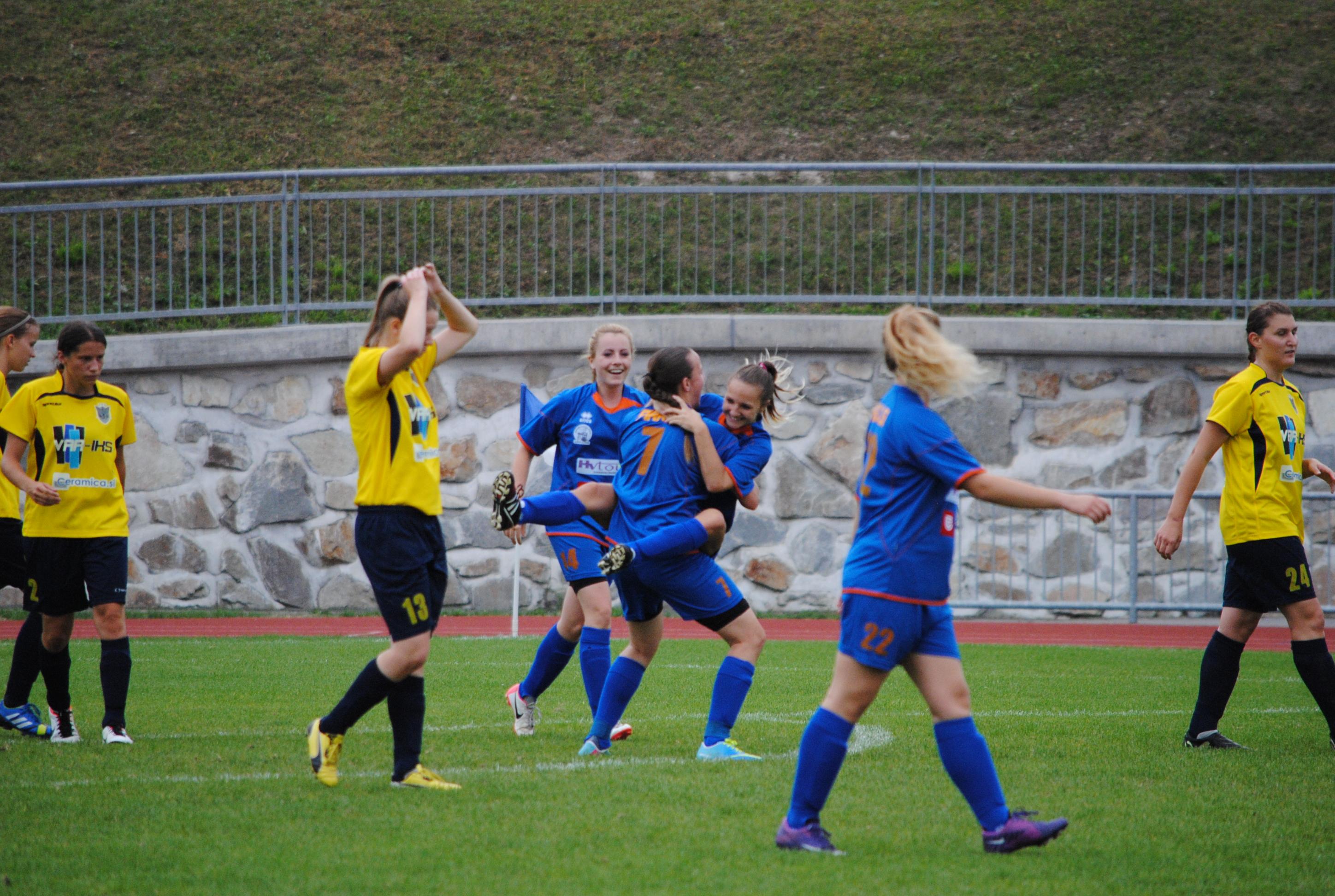 Bodo Slovenjgradčanke nasmejane tudi po tekmi sezone? (Foto: Rok Zore)