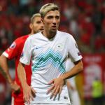 VIDEO: Kampl že pokazal nekaj orožij