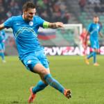 Crveno zvezdo toži tudi Pečnik