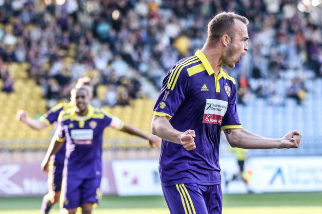 Volaš tudi po slovesu Šimundže ostaja izven prve ekipe, je sporočil Zahovič. (Foto: Jure Banfi)