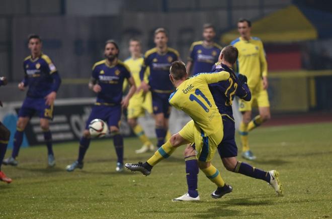Matic Črnic je bivšim soigralcem povzročal nemalo preglavic. (Foto: Lado Vavpetič)