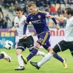 FOTO: Velenjčani Ljudski vrt zavili v črno