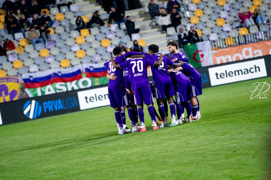 Prišel kot zvezda, izginil brez sledi: kaj se dogaja s tem igralcem v Mariboru?