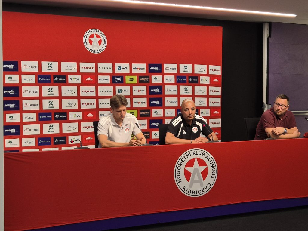Kidričani v Ljudskem vrtu, ki so ga vzeli za svojega, naskakujejo napredovanje