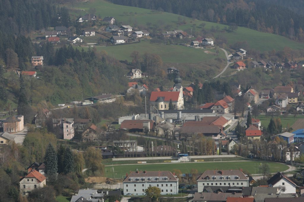 Več kot 1600 ljudi, praznik nogometa in močno sporočilo: Slovenj Gradec pokazal, kaj zmore