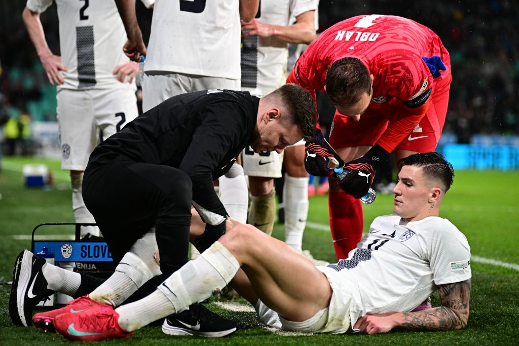 Poglejte, v kakšni elitni družbi se je znašel Benjamin Šeško! Številke, ki so šokirale nogometni svet