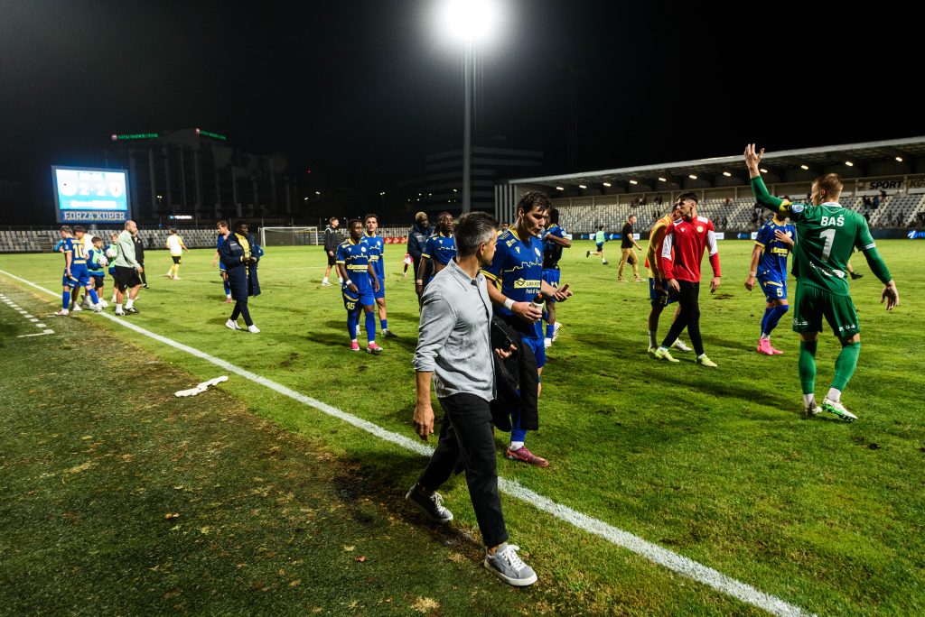 Koper zmagal, toda Zeljković ni mogel molčati: “Vem, česa so sposobni, ampak…”