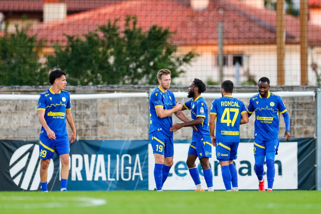 Koper med reprezentančnim premorom proti zanimivemu tekmecu