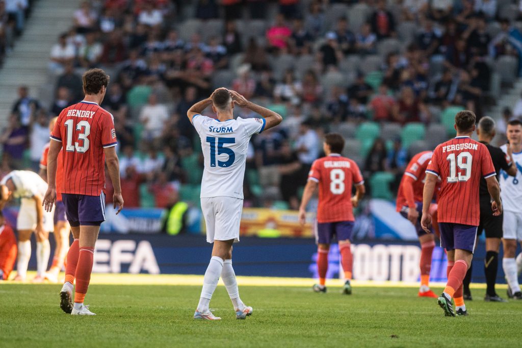 Šok v Stožicah! Slovenija po odličnem začetku komaj do točke proti Škotom